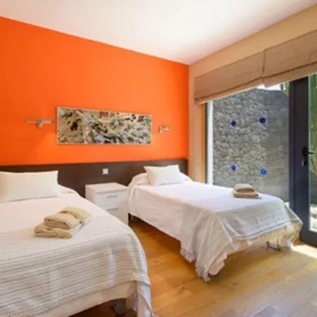 Villa Deluxe Con Piscina Privada Climatizada I *